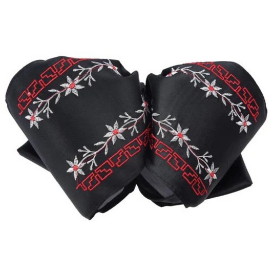 Moño Charro White Diamond Negro con Rosas Blancas