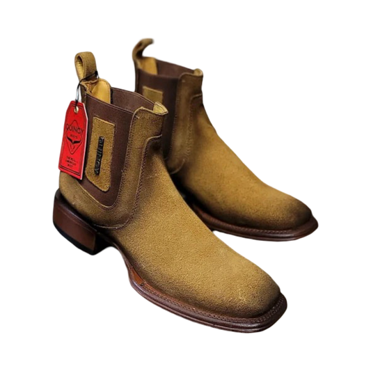 Botines Charros Quincy de Gamuza con Punta Cuadrada