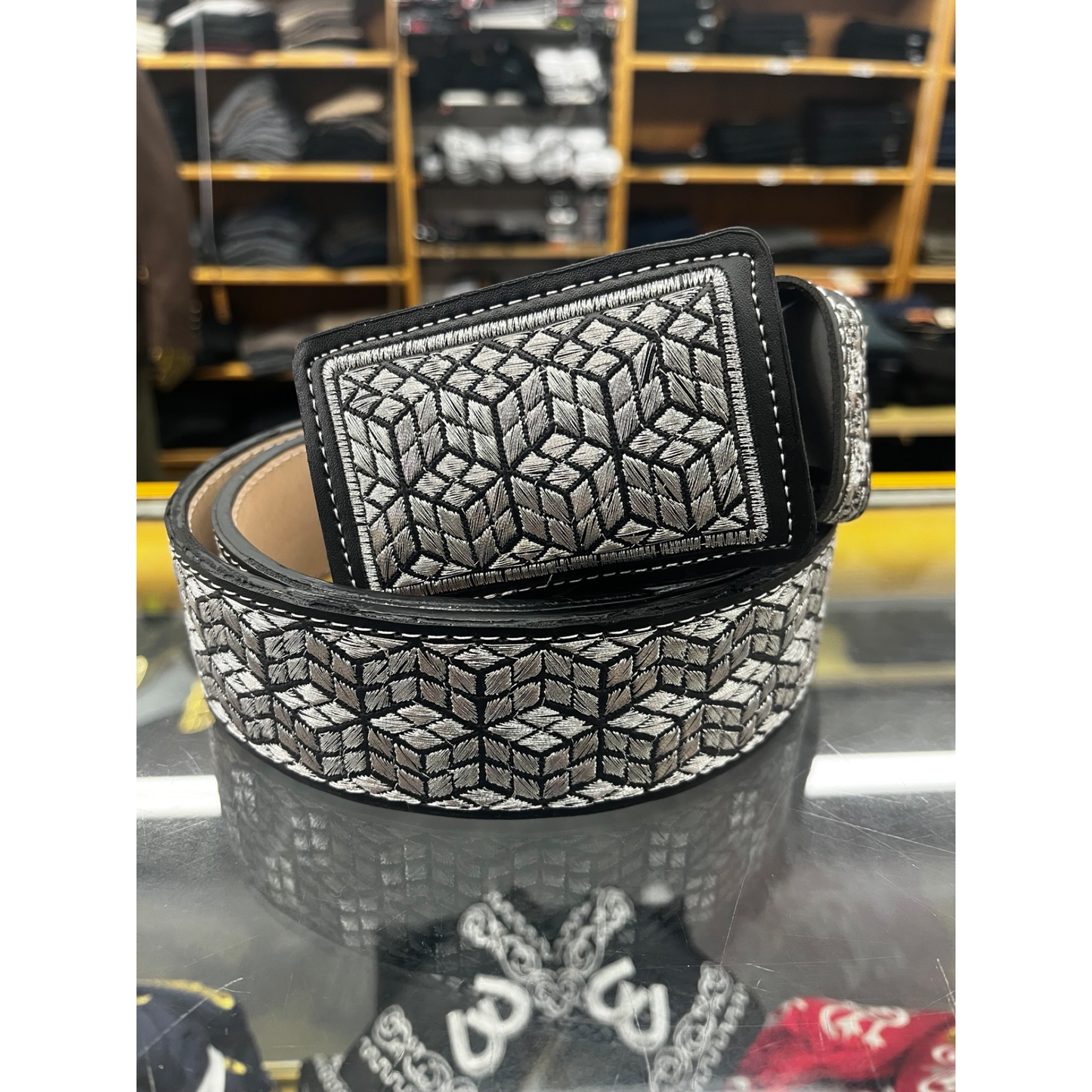 Cinto Vaquero Bordado Ancho 2" Negro con Plata de Grecas