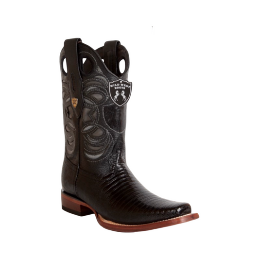 Botas de armadillo negras con punta cuadrada.