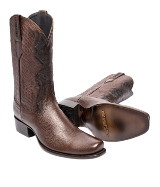 Botas de venado color café con horma Dubai de Mahuestic.