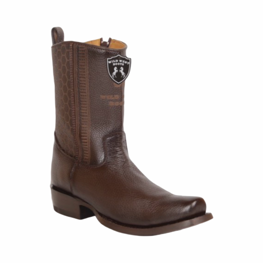 Botas de venado color café para hombre con horma Dubai de Wild West Boots.