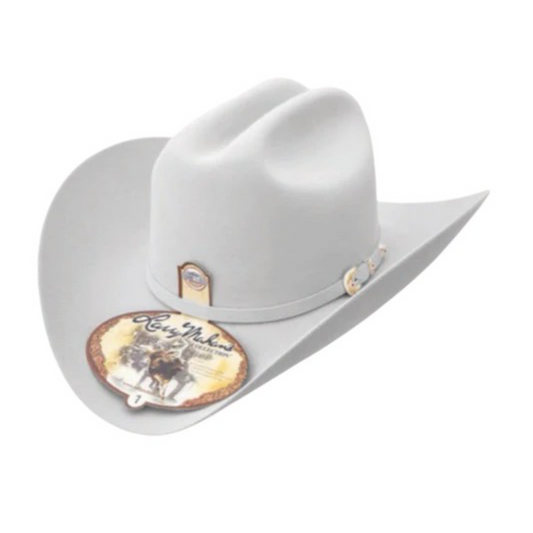 A Larry Mahan 30X Estilo Opulento cowboy hat in silver belly color, featuring a classic cattleman style crown and a decorative band with a metallic detail.