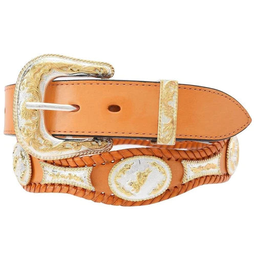 Cinto vaquero fino en color mantequilla con hebilla de metal grabada estilo charro elegante