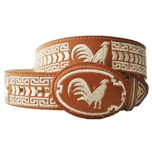 Cinturón charro miel bordado en blanco con gallo