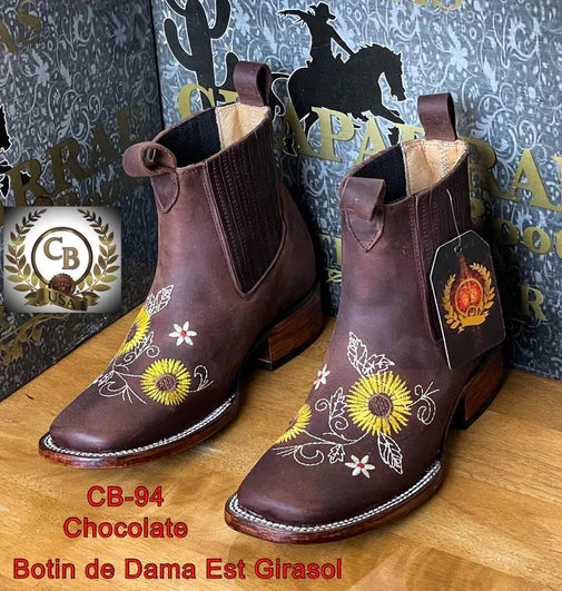 Botines Charros de Cuero Punta Cuadrada para Mujer Cafe con Girasoles